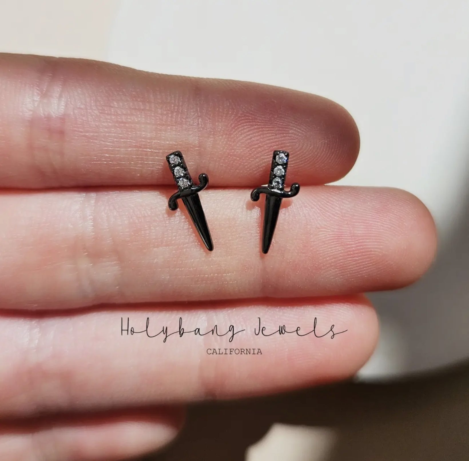 DAINTY SWORD STUD EARRINGS